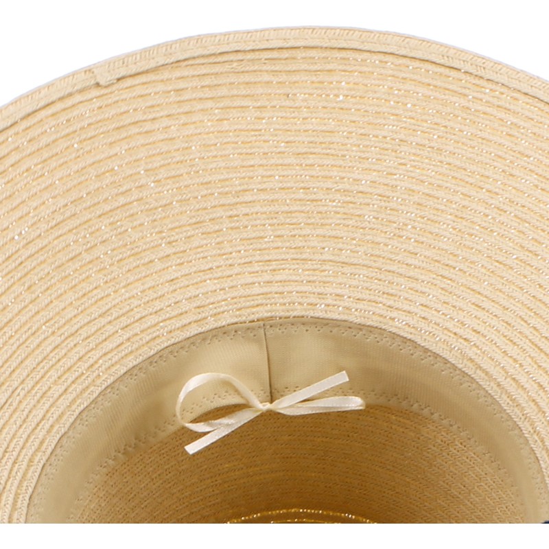Capeline with rope as chin strap, internal drawstring for size adjustm Capeline with rope as chin strap, internal drawstring for size adjustm