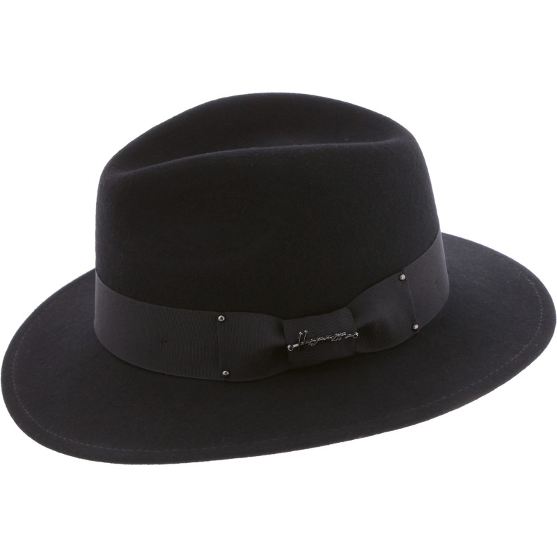 Chapeau grand bord, bord coupé cousu, en feutre de laine