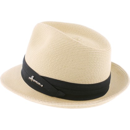 Small brim hat, raised at the back, in paper braid, pleated hatband an