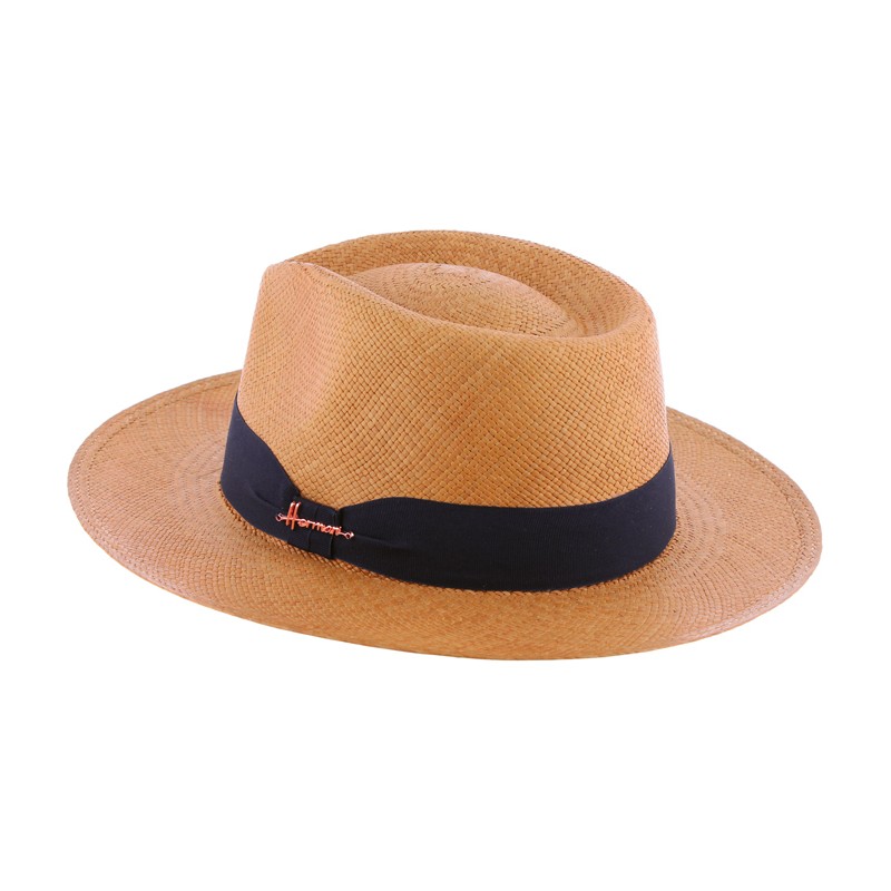 Chapeau "Panama" grand bord en bicolore contraste avec son gros grain Chapeau "Panama" grand bord en bicolore contraste avec son gros grain