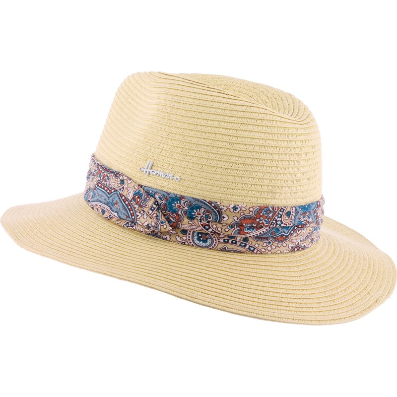 Chapeau de paille à grand bord décoration foulard