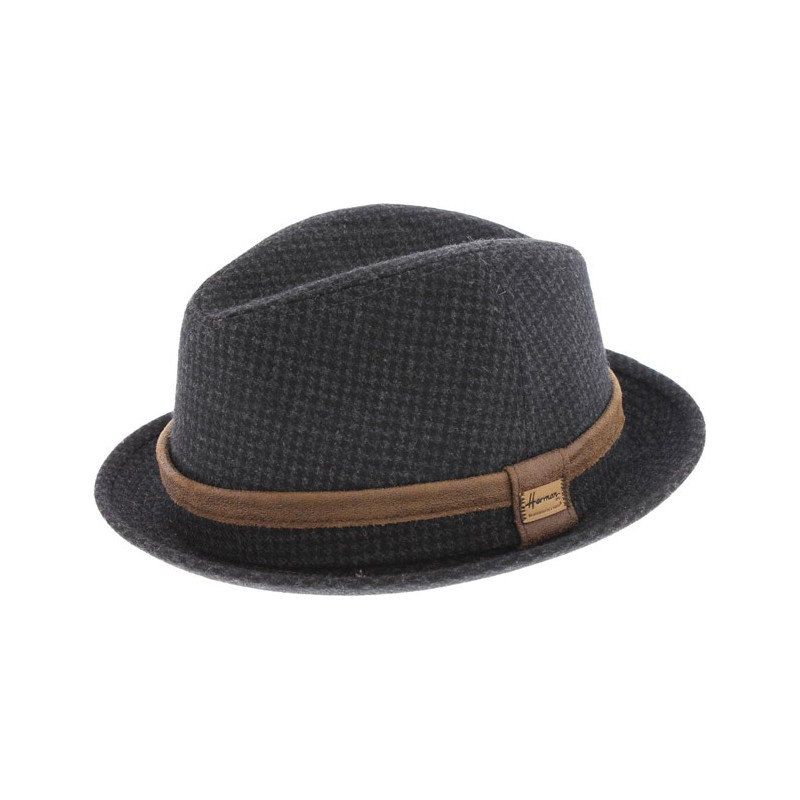 Chapeau petit bord homme avec ceinture en faux cuir