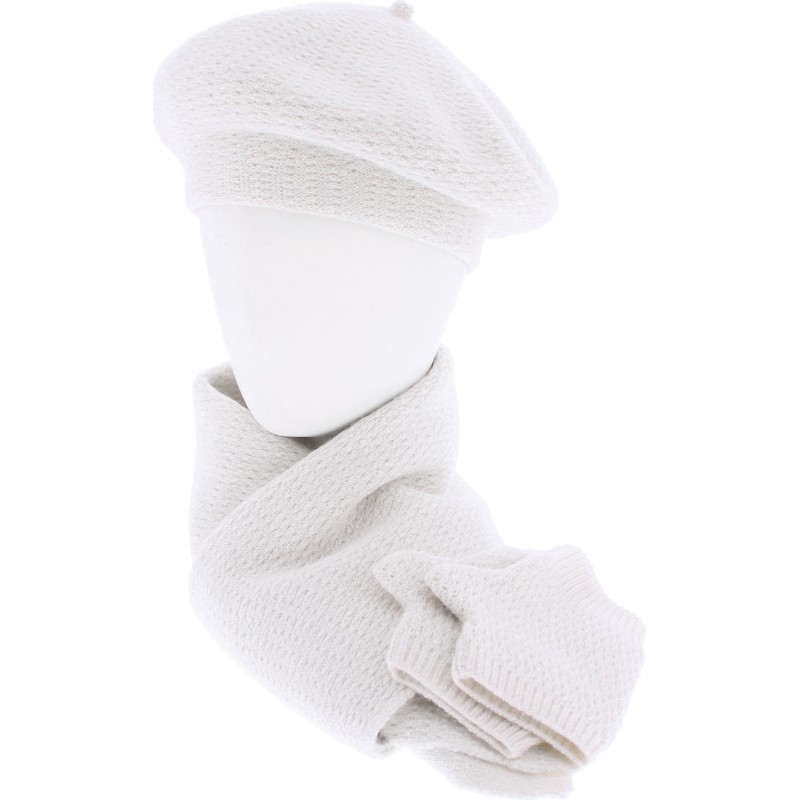 Ensemble hiver femme avec beret, echarpe et mitaines