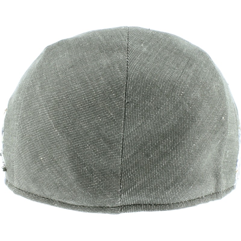 Casquette plate unie avec tissu à motifs sur les cotés Casquette plate unie avec tissu à motifs sur les cotés
