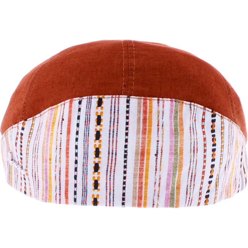 Plain color flat cap with pattern fabric on both side of the cap Plain color flat cap with pattern fabric on both side of the cap