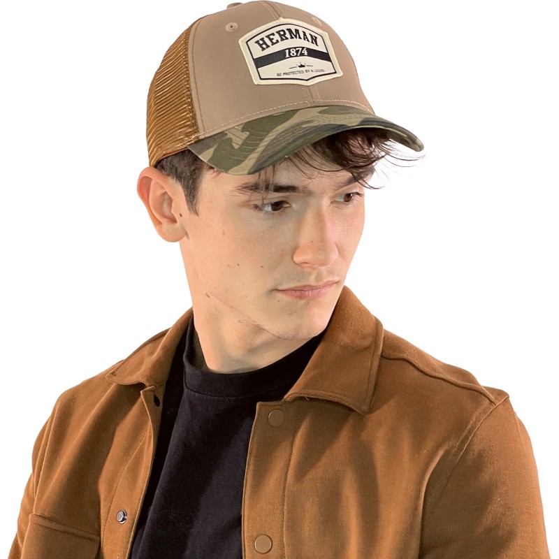 Casquette trucker avec visière camouflage, fermeture plastique "snapba Casquette trucker avec visière camouflage, fermeture plastique "snapba