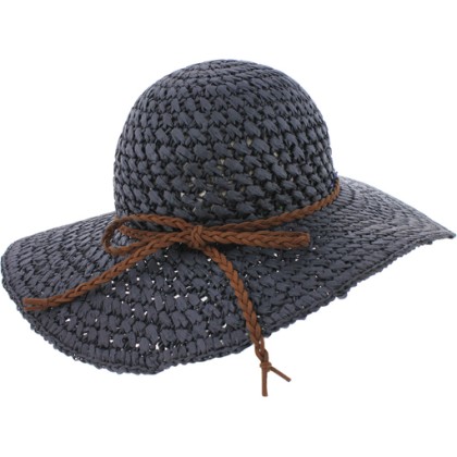 Capeline en paille papier unie avec fine ceinture tressée en faux cuir
